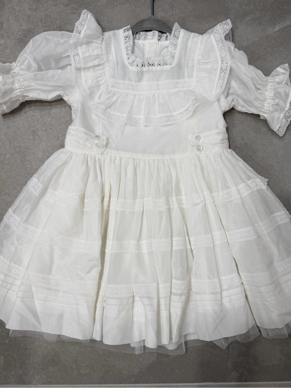 Classic White Lace Girls' Formal Dress